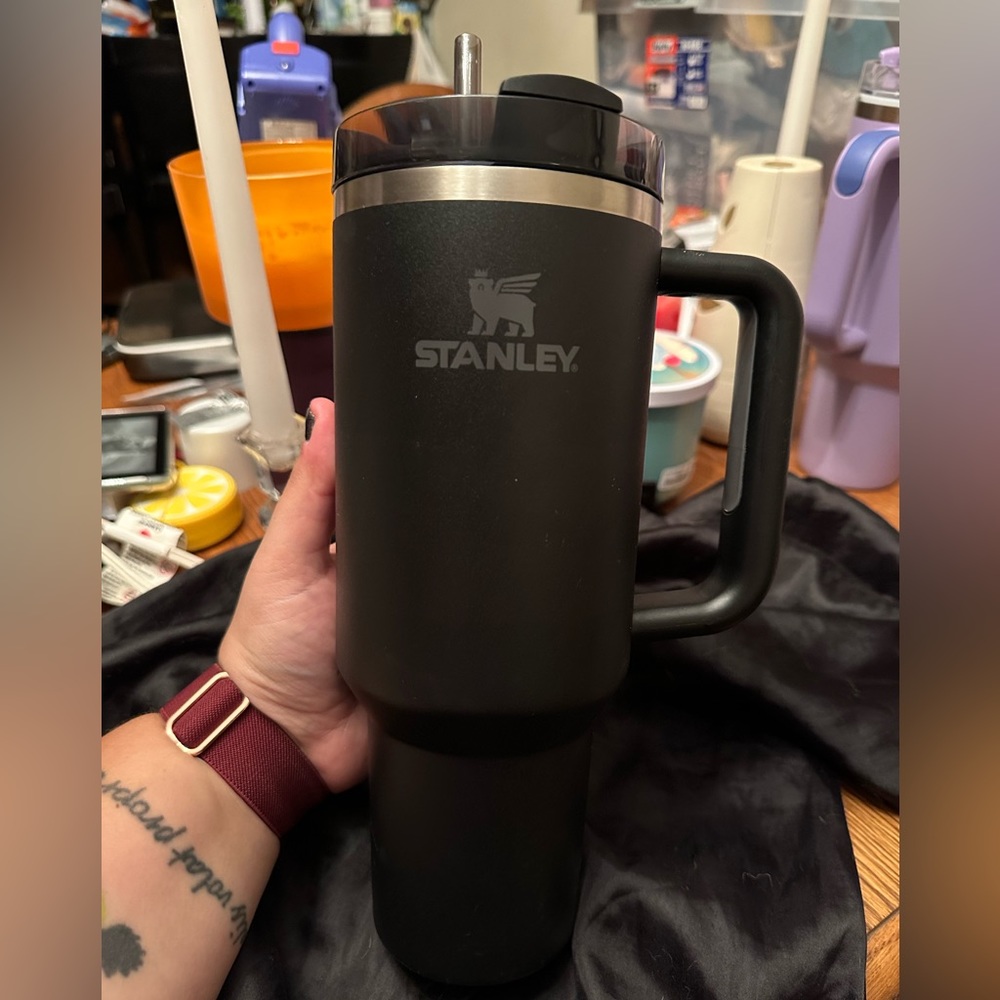 40oz Stanley Cup in Black